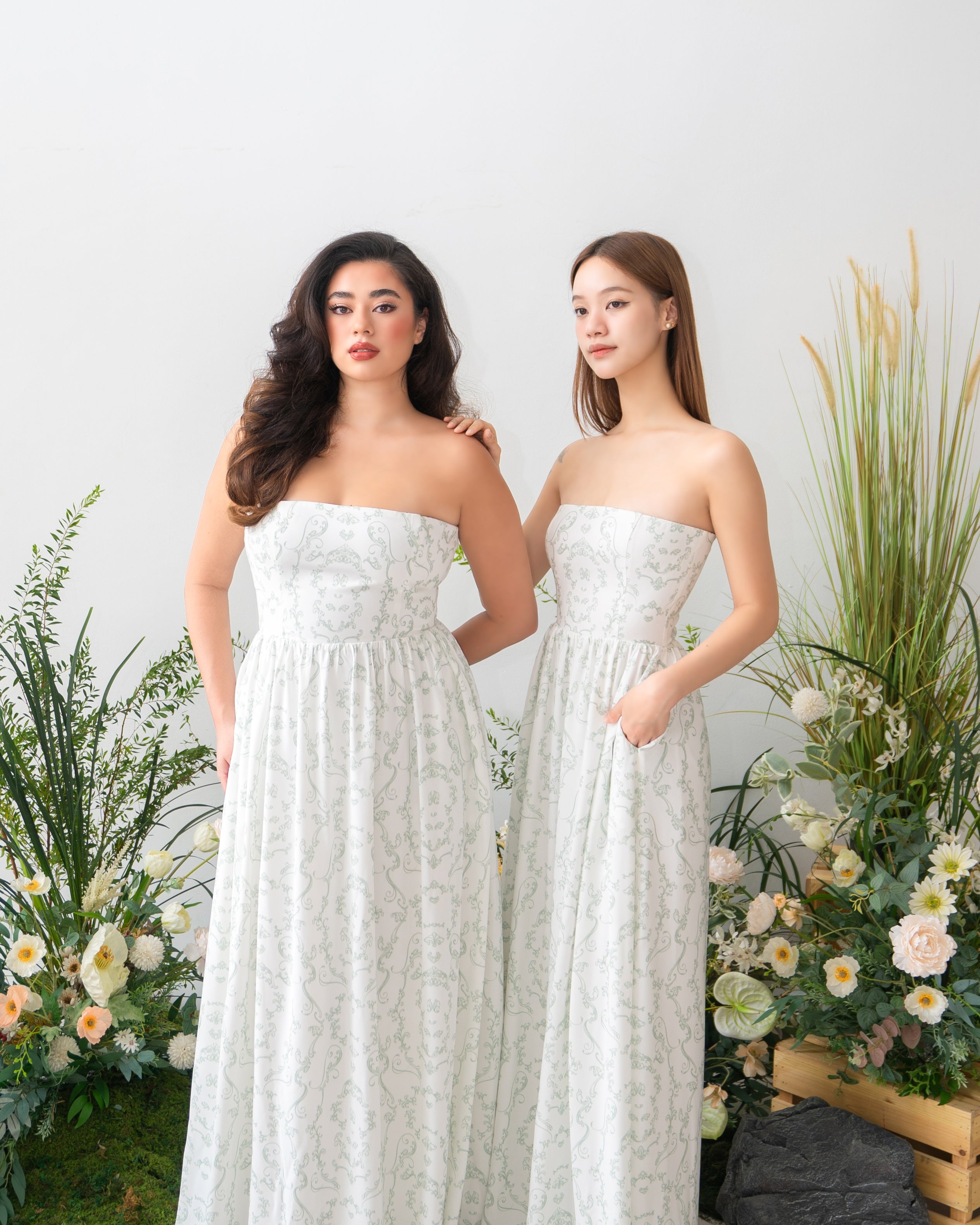 ANNA Dress in Enchanted Green (runs slightly larger)