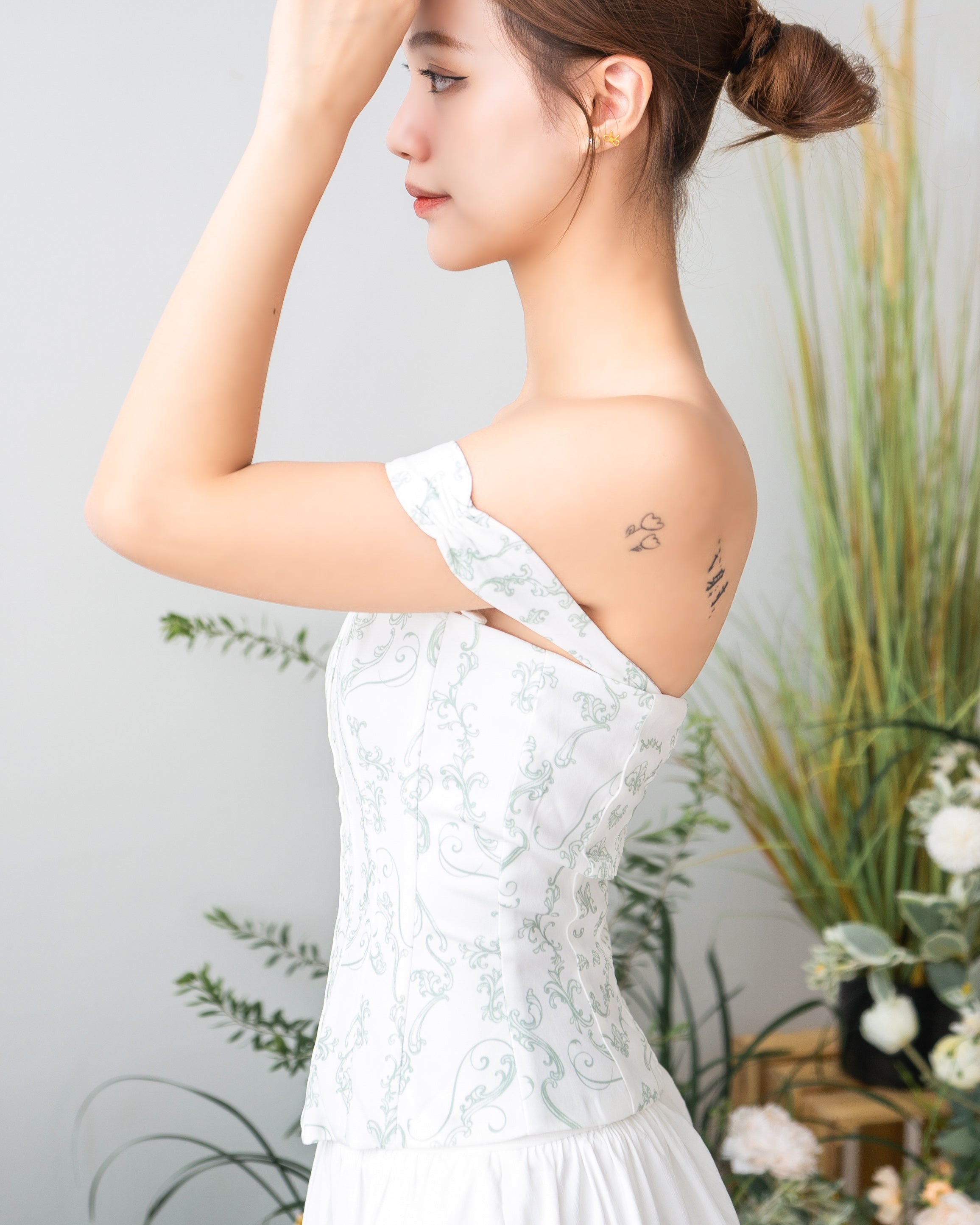 ODETTE Corset in Enchanted Print - runs larger