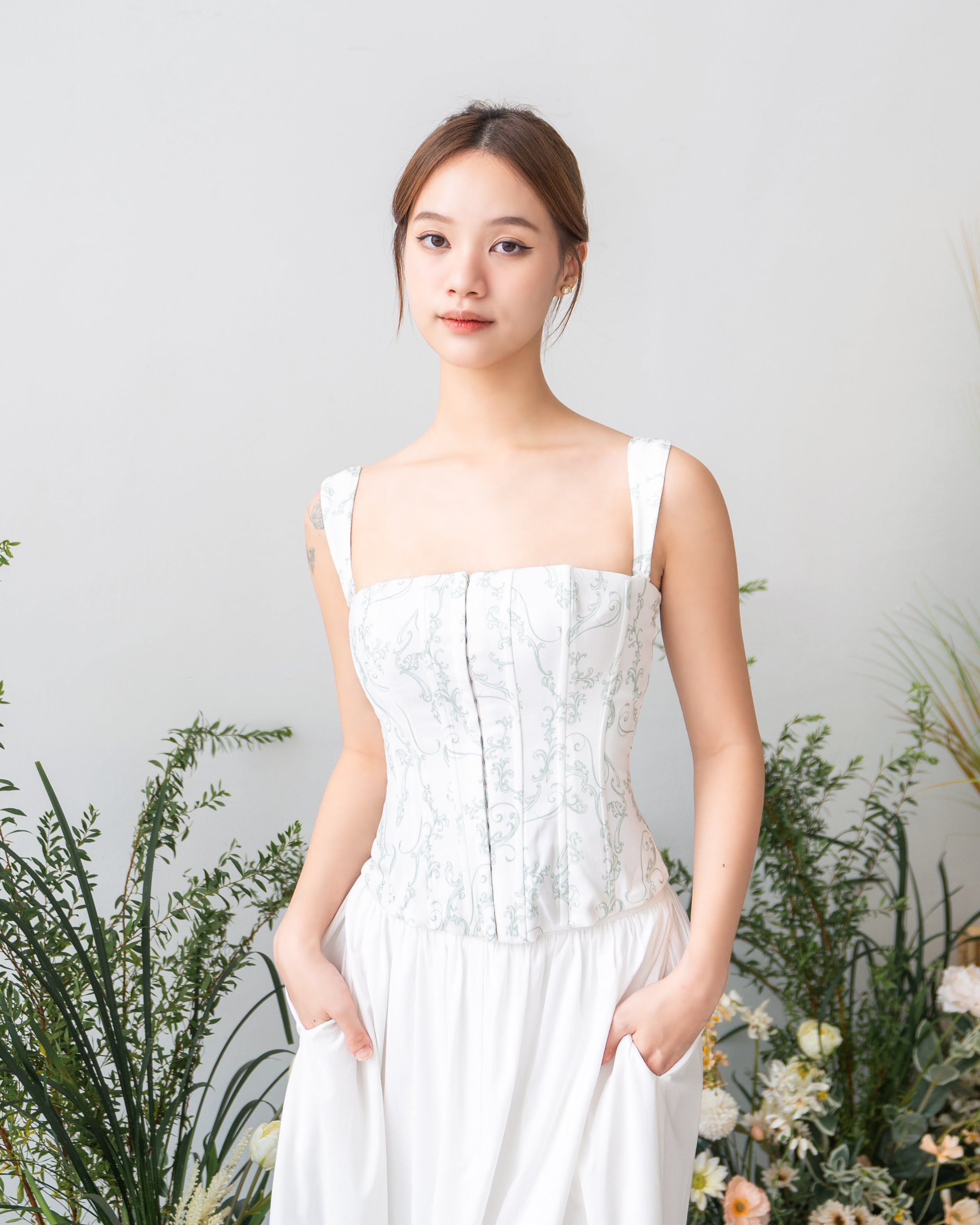 ODETTE Corset in Enchanted Print - runs larger