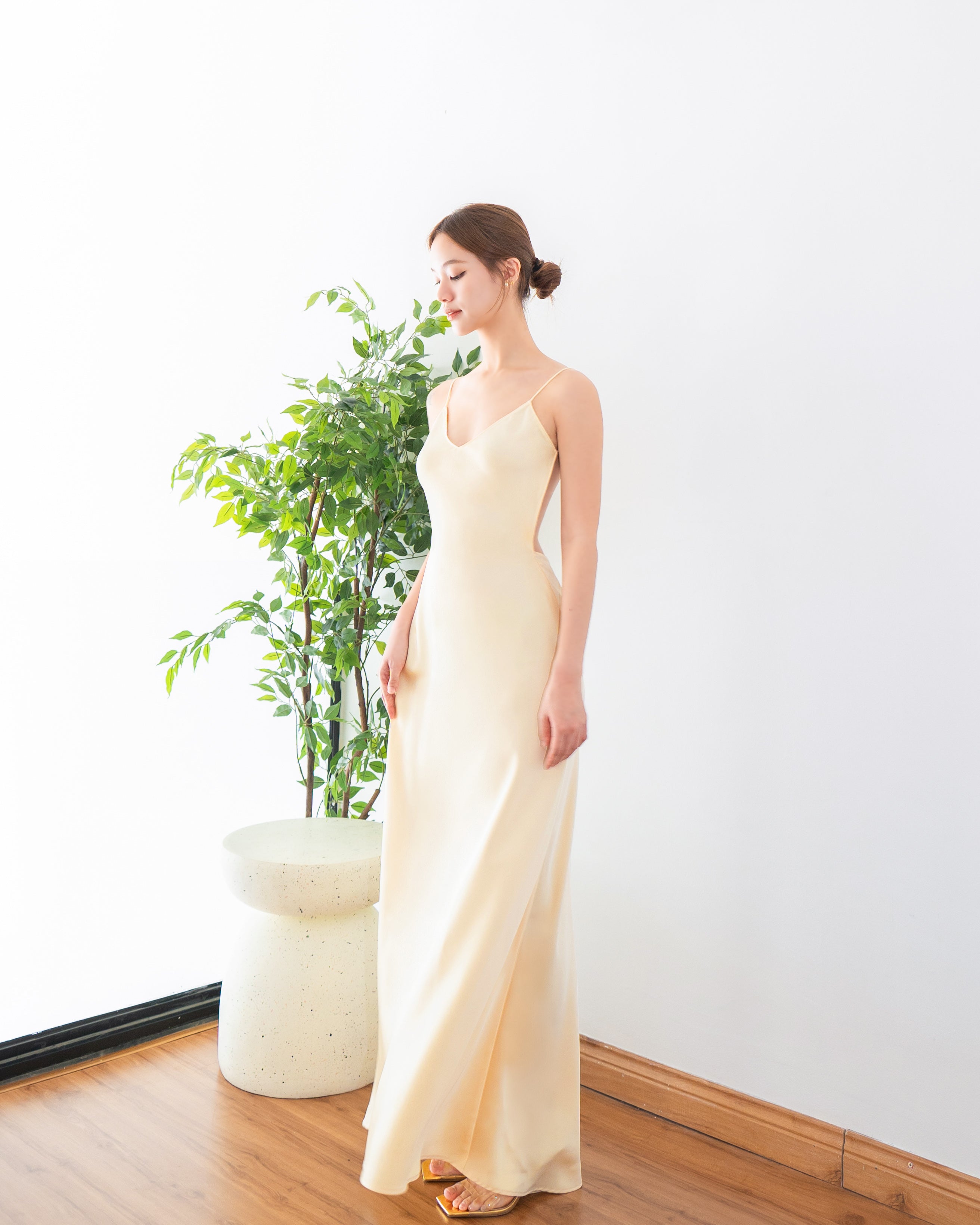 KAY Backless in Light Lemon KAY Backless in Light Lemon