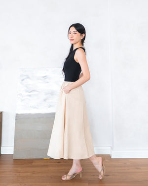 KATELYN in Black & Almond (runs slightly larger)