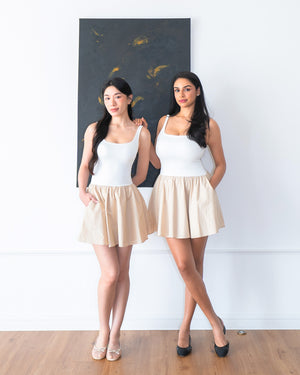 MADDY in White & Almond
