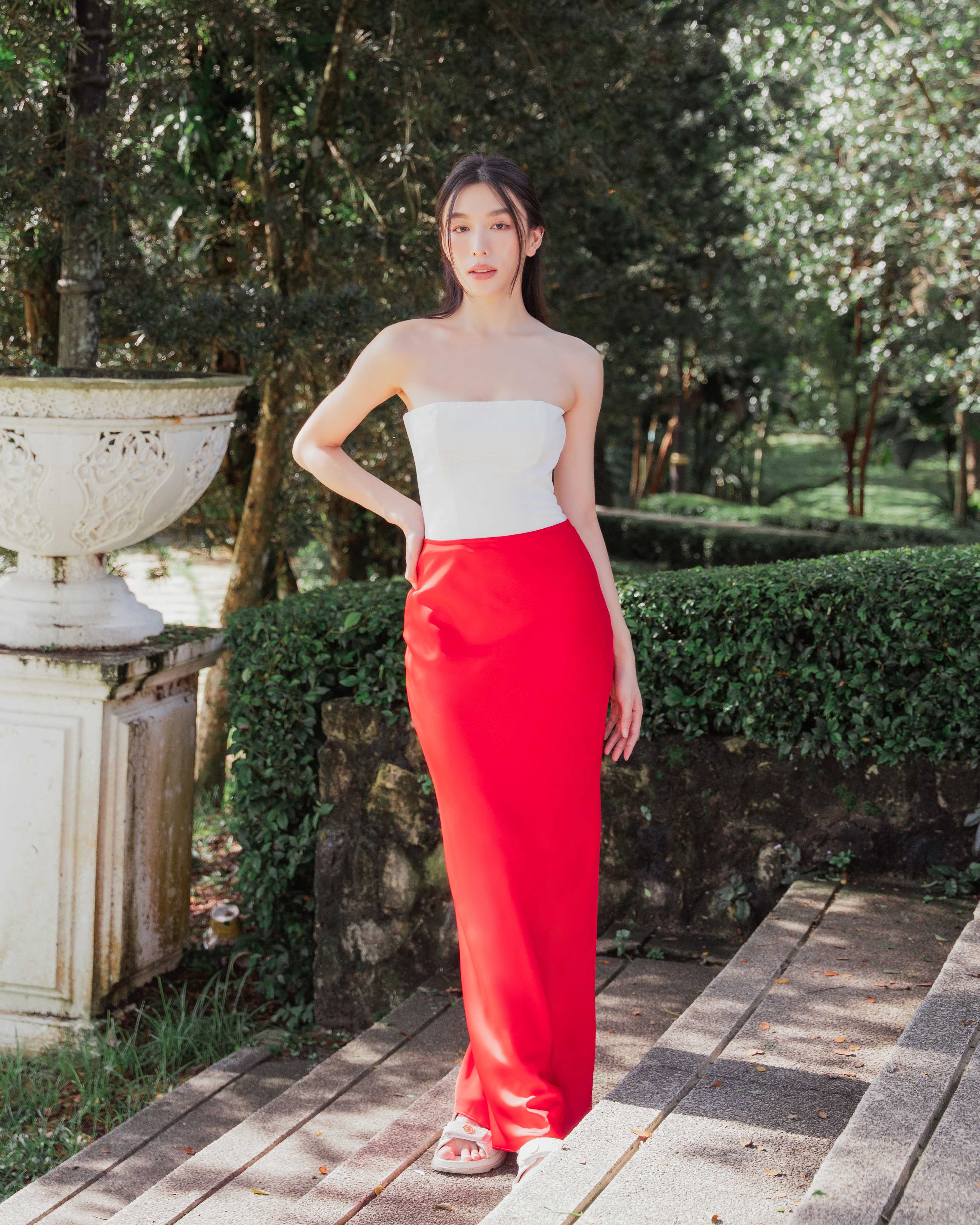 JO Maxi Skirt in Light Blue & Red